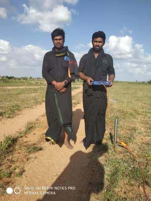 كاشف المياه PQWT S500 بدقة عالية متعدد التردد للكشف عن المياه الجوفية المحمولة